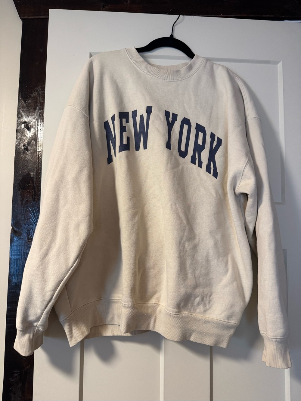 Unbranded Cream Crewneck Sweatshirt with Navy NEW YORK Print